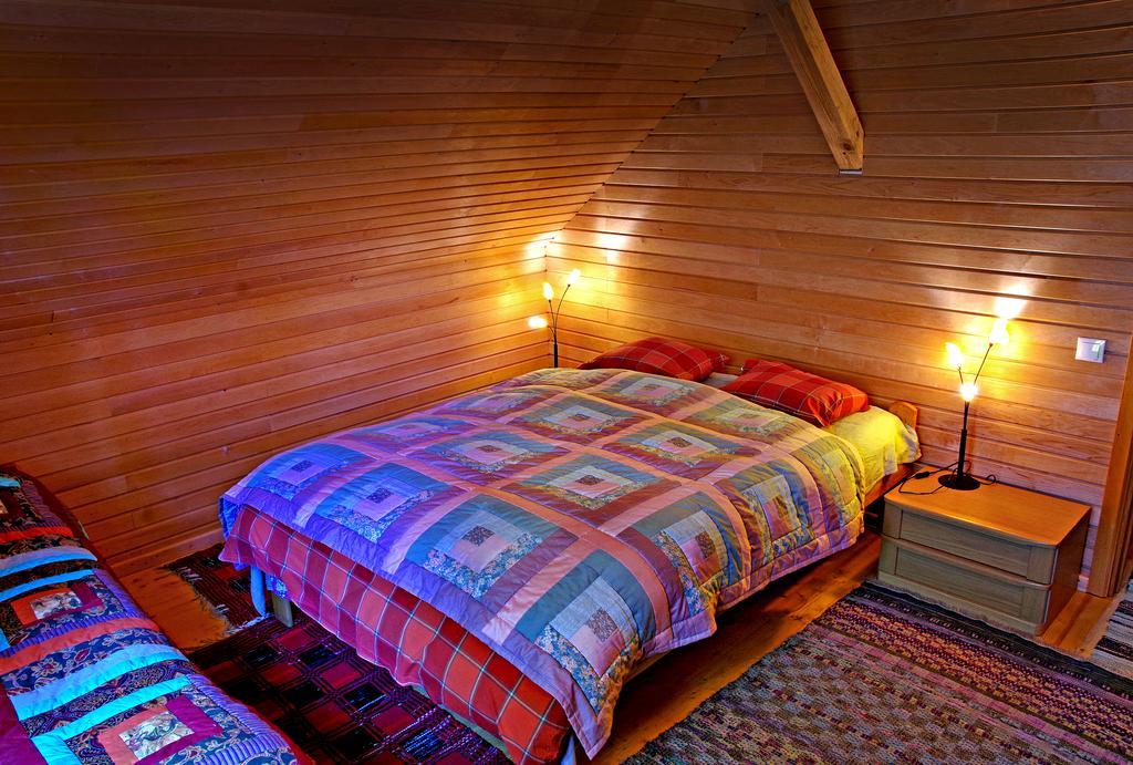 Guest House Pitagi Kosrags Екстер'єр фото