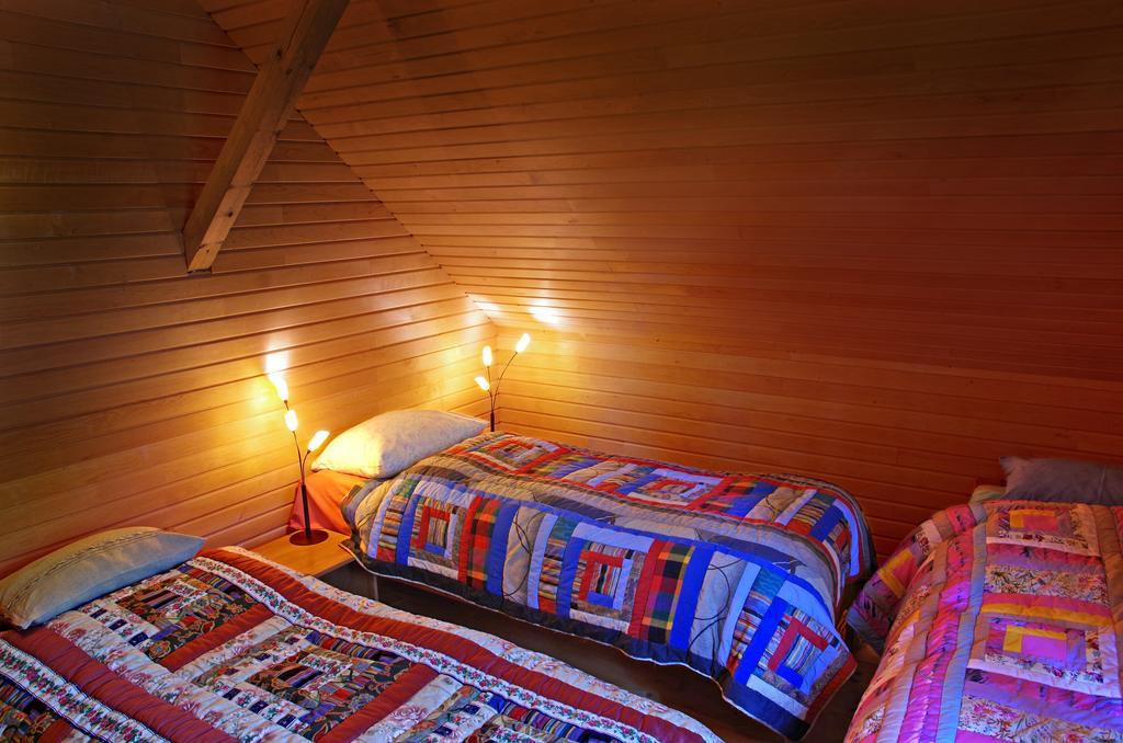Guest House Pitagi Kosrags Екстер'єр фото